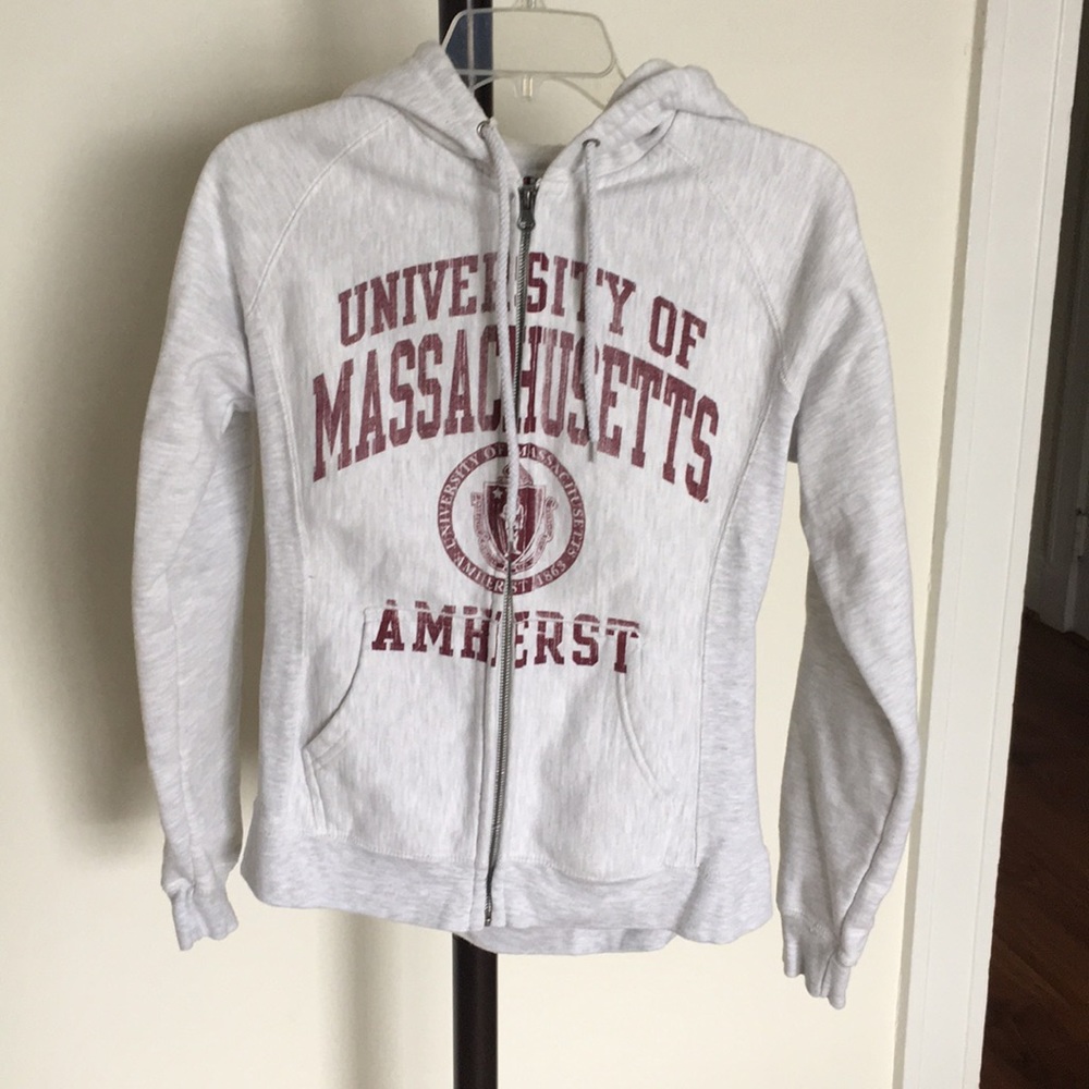 Umass Zip up